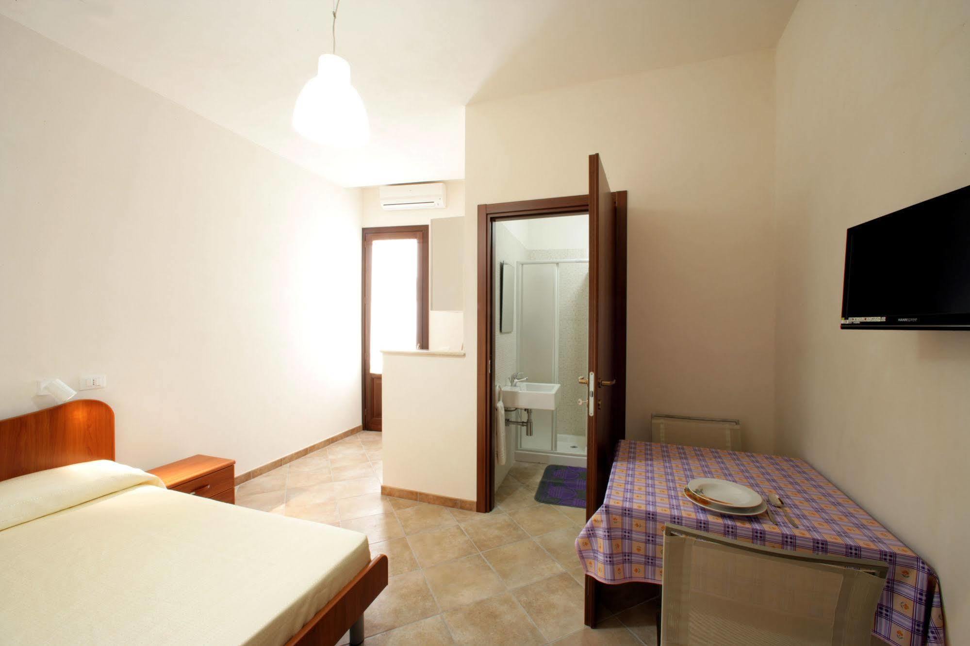 Mansarda Con Terrazzo Apartment Trapani Exterior photo